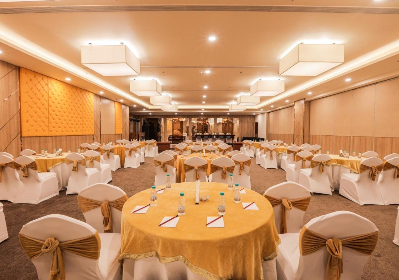 Bloom Hotel - Jalandhar Esterno foto